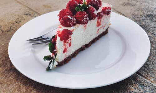 Rețetă: cheesecake cu fructe de pădure