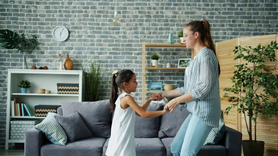 Photo relationship between parents and children