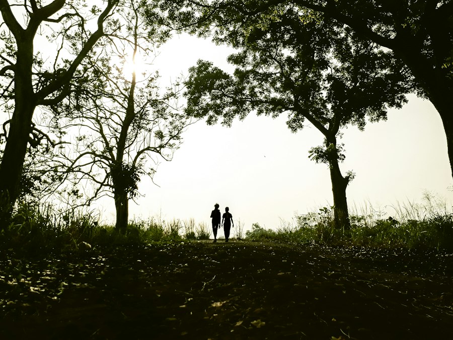 Photo relationship between humans and nature